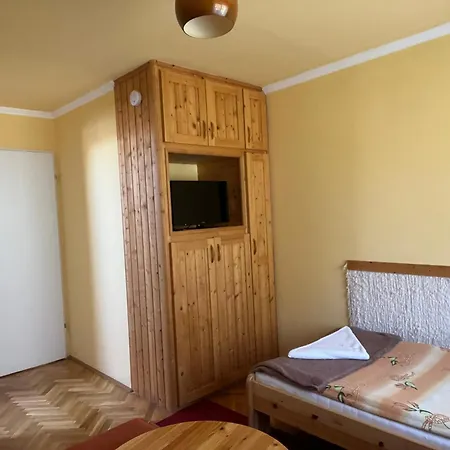 Gyogygoedoer Vendeghaz Penzion 3*