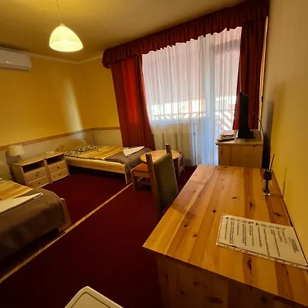 Gyogygoedoer Vendeghaz 3* Szekszárd