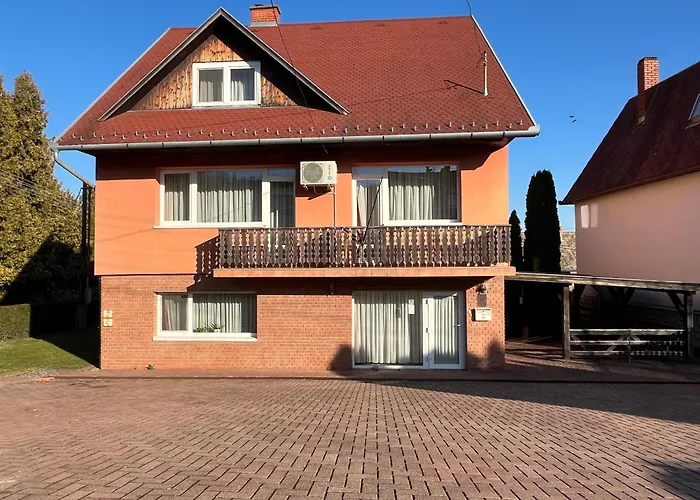 בית הארחה Gyogygoedoer Vendeghaz 3*